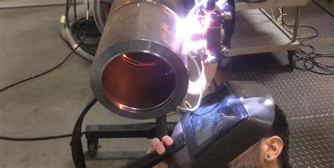 welding in overhead arc